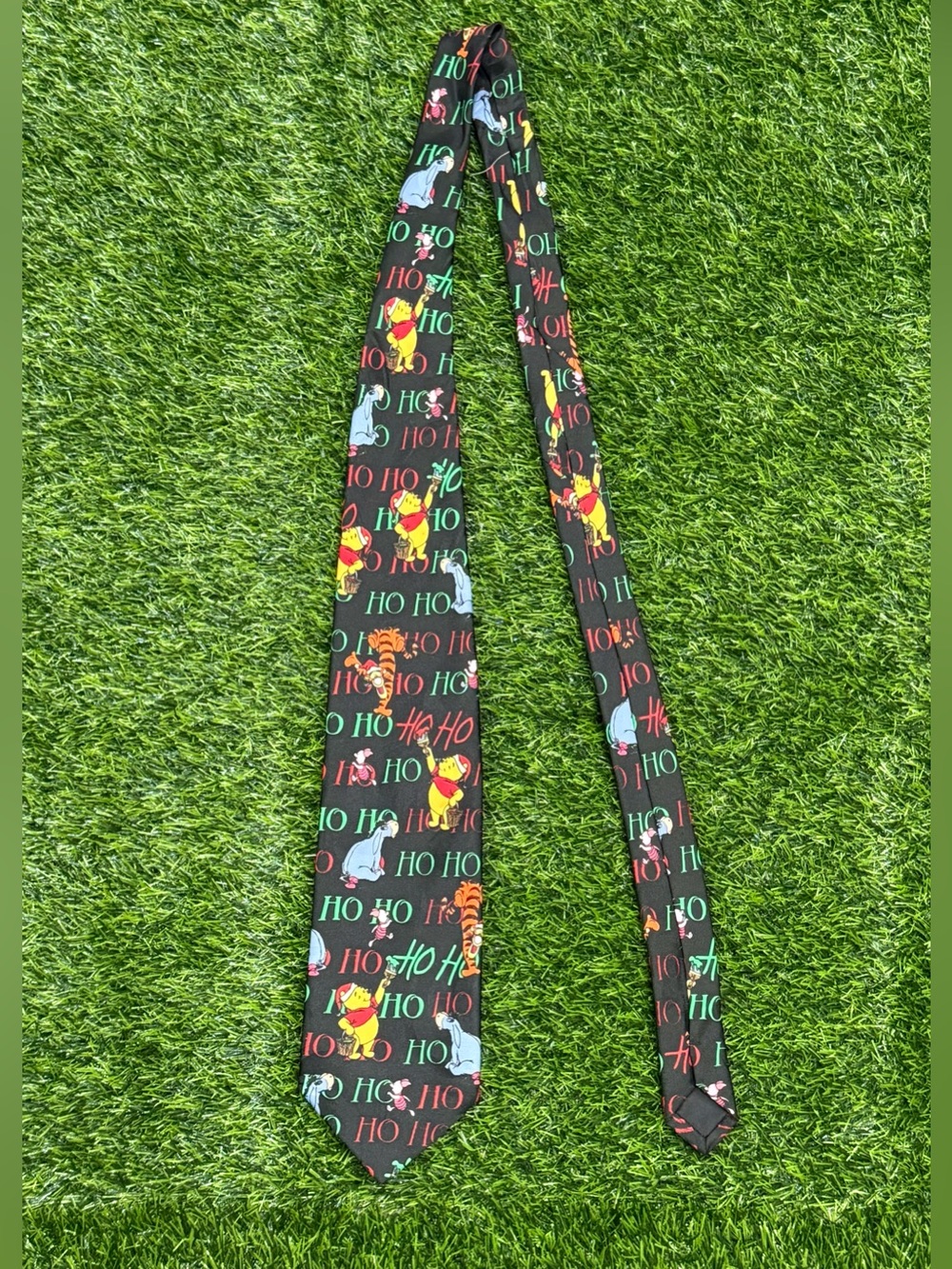 Exquisite Apparel Disney Winnie the Pooh “Ho Ho” Black Christmas Men’s Necktie